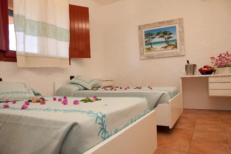Hotel Club Cala Bitta 3*,  إيطاليا