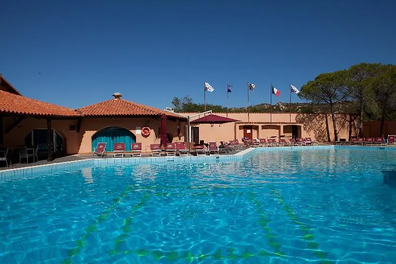 Hotel Club Cala Bitta إيطاليا