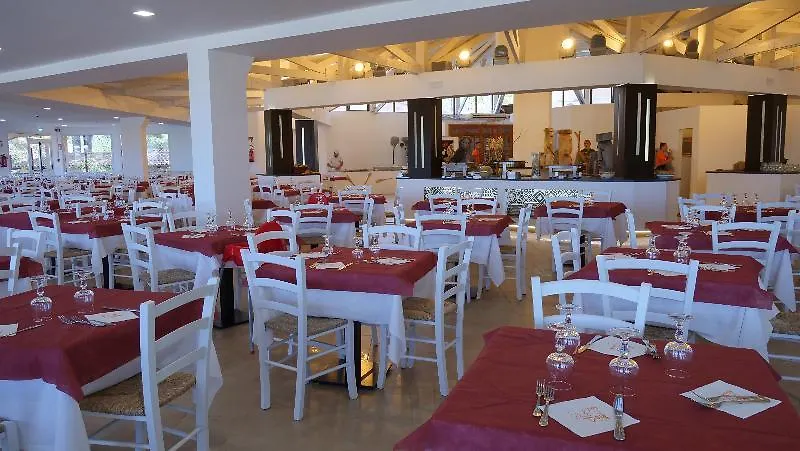 ***  Hotel Club Cala Bitta إيطاليا